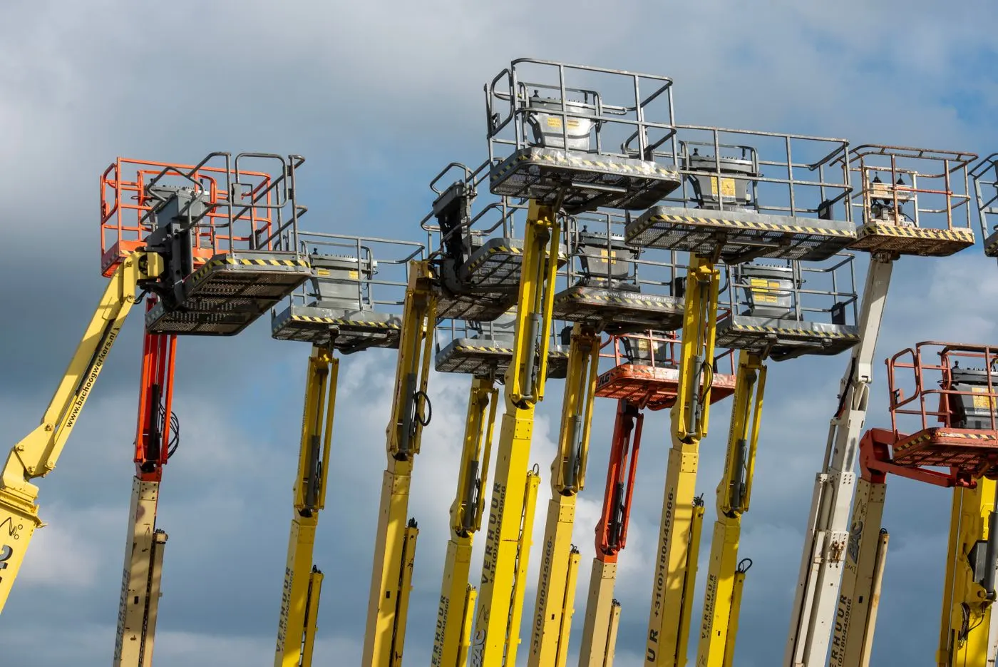Aerial Lift Rental in Baton Rouge (stock photo)